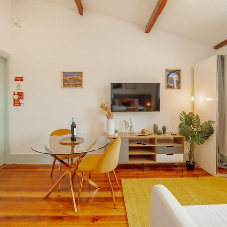 Downtown Suites By Vacationy Porto Luaran gambar