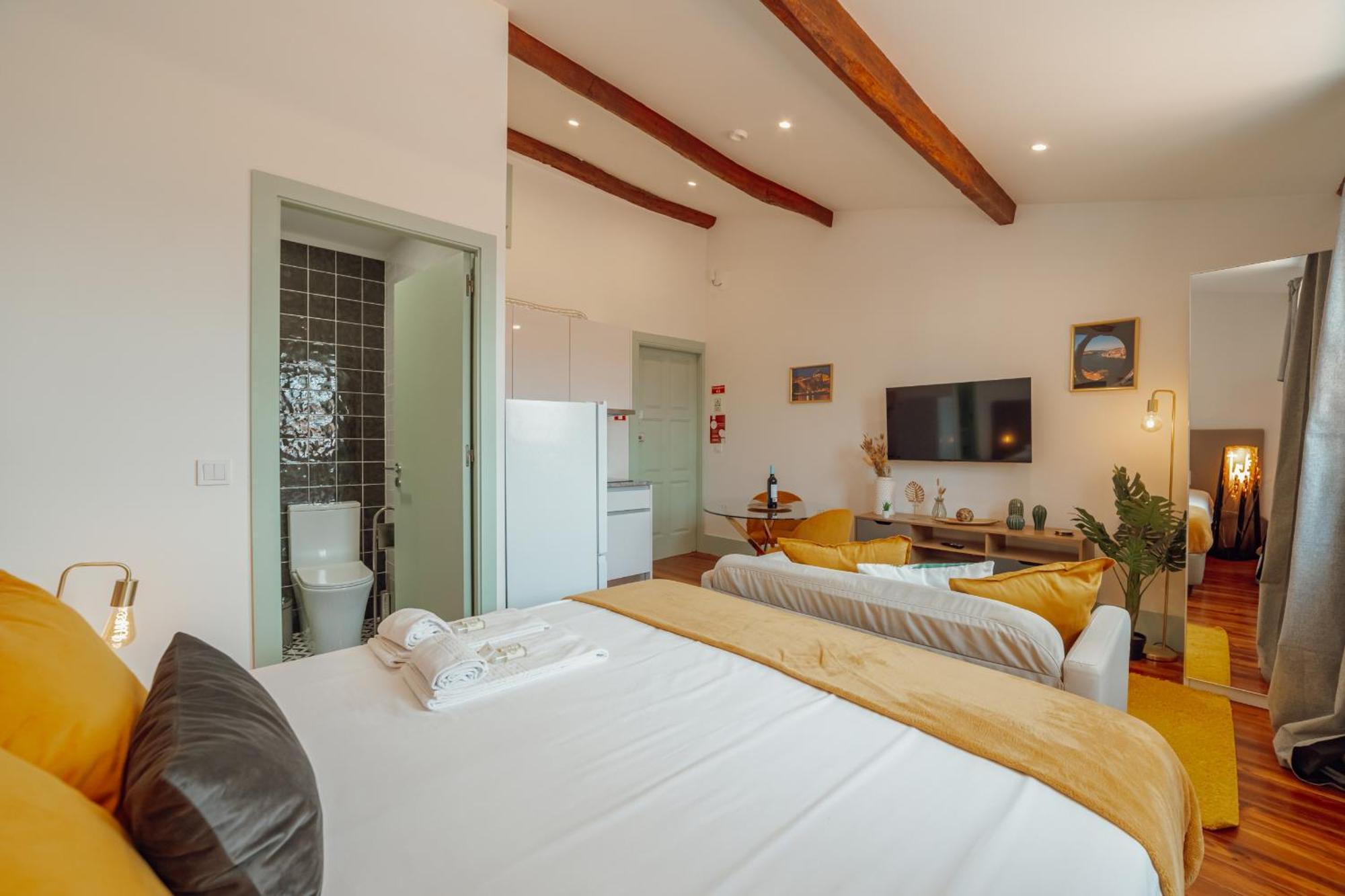Downtown Suites By Vacationy Porto Luaran gambar