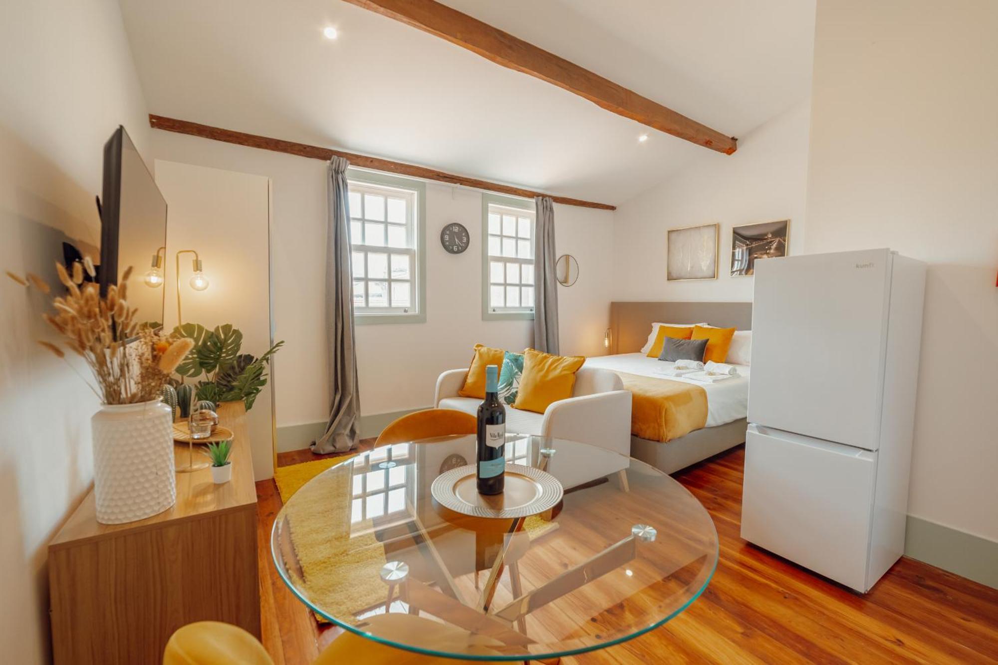 Downtown Suites By Vacationy Porto Luaran gambar