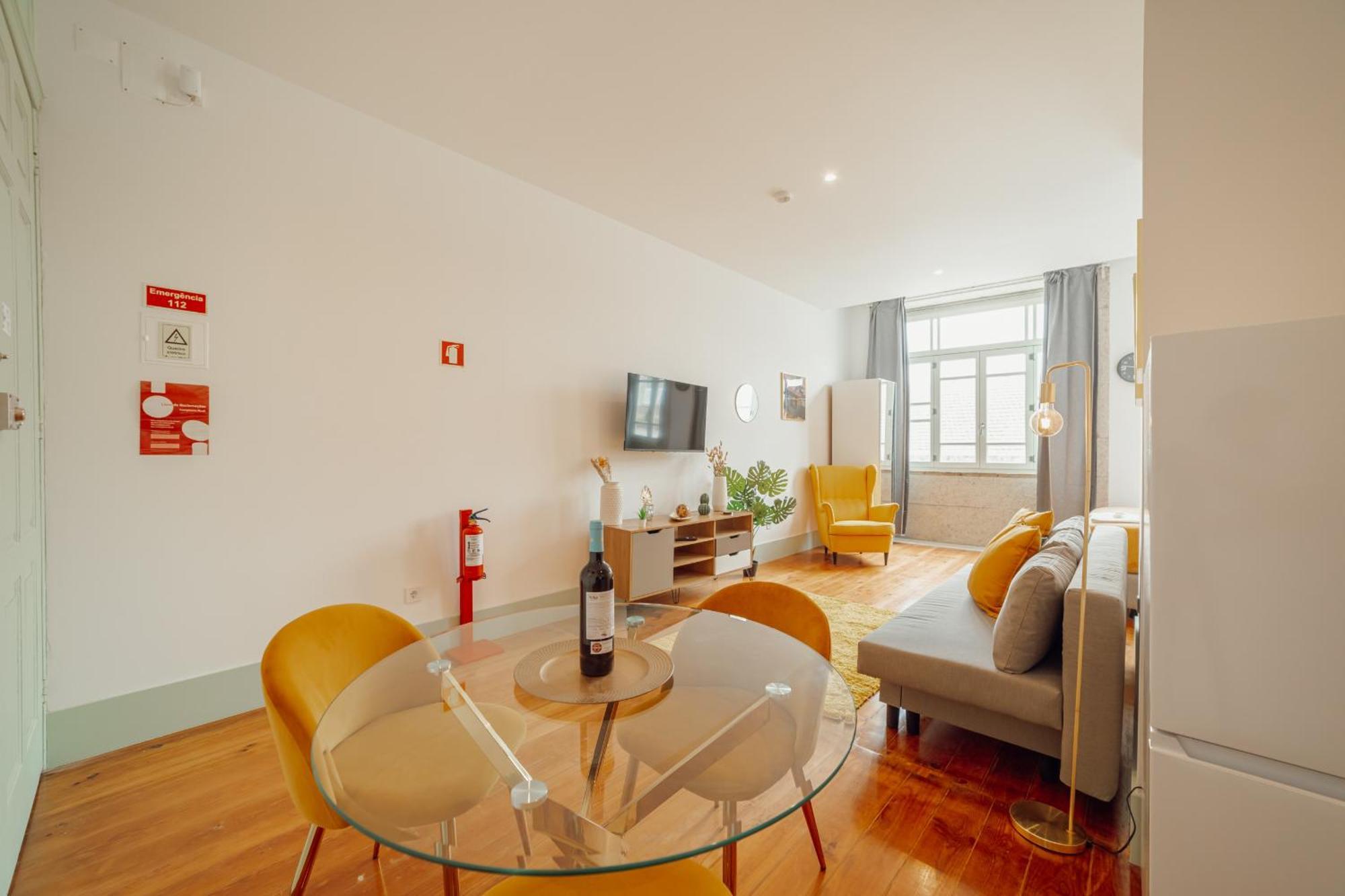 Downtown Suites By Vacationy Porto Luaran gambar
