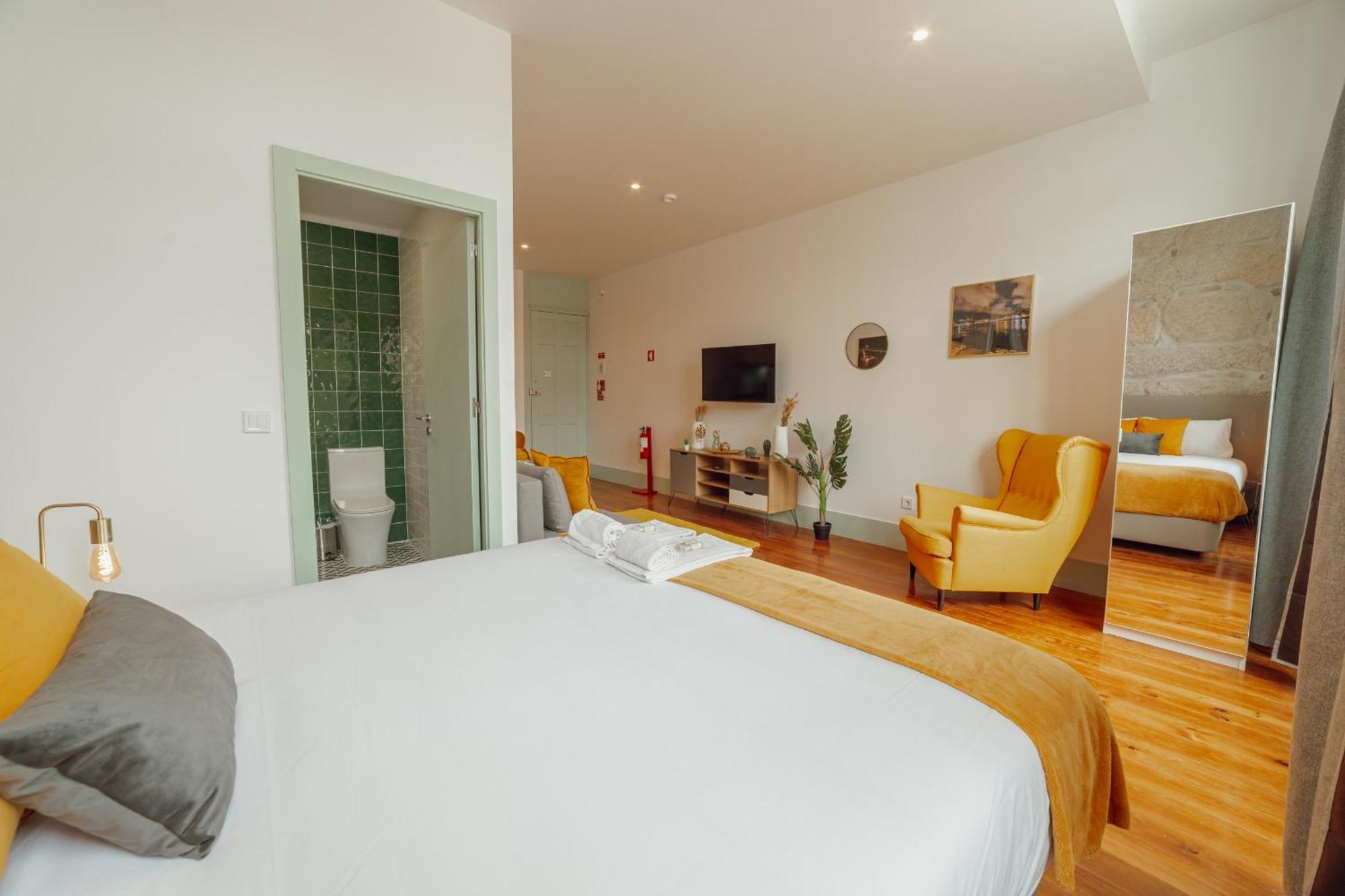 Downtown Suites By Vacationy Porto Luaran gambar