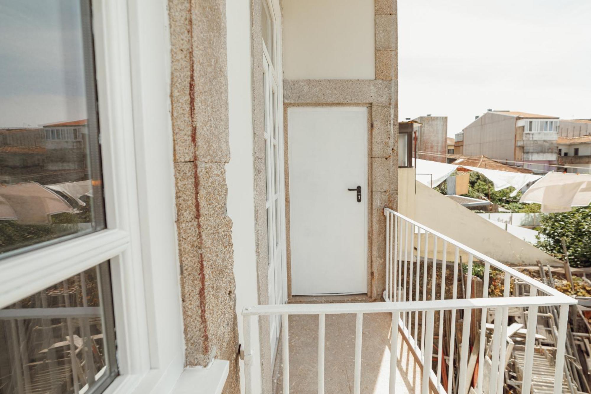 Downtown Suites By Vacationy Porto Luaran gambar